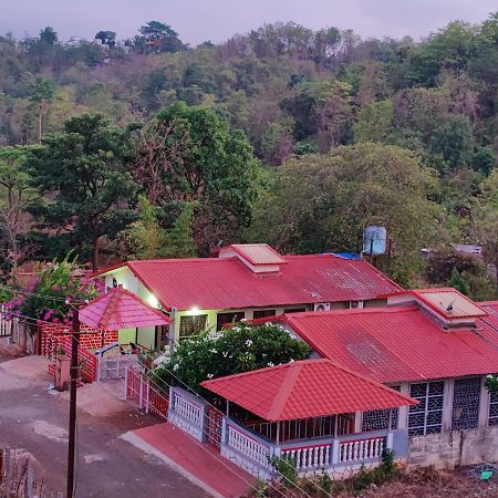 Jenjon Best Retreat Chalets At Sparsh Karjat Resort With Optional Swimming Pool Buitenkant foto
